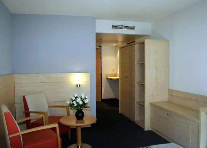 オテル パドゥー ホテル