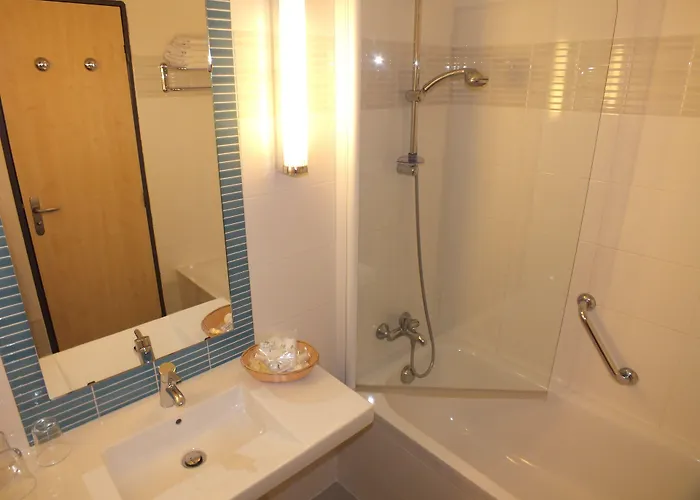 オテル パドゥー 4*